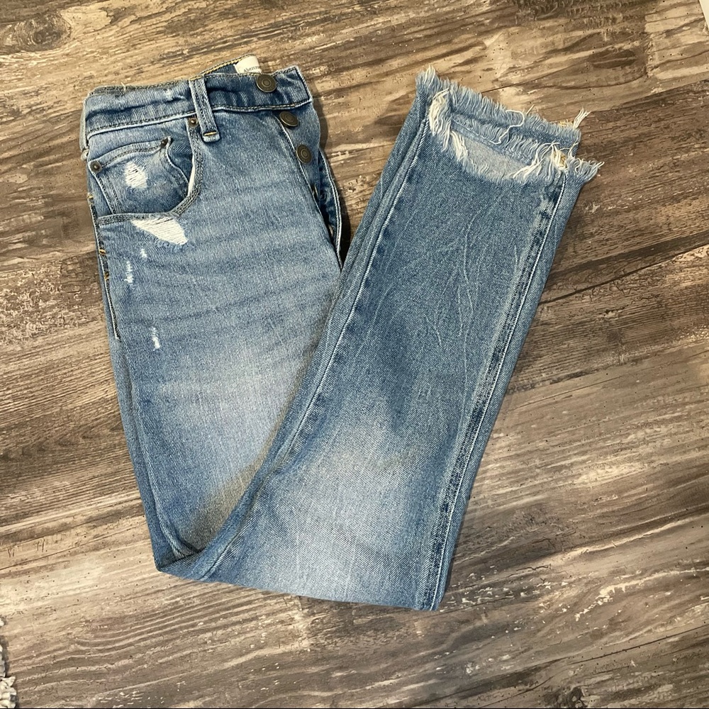 Abercrombie Mom Jeans